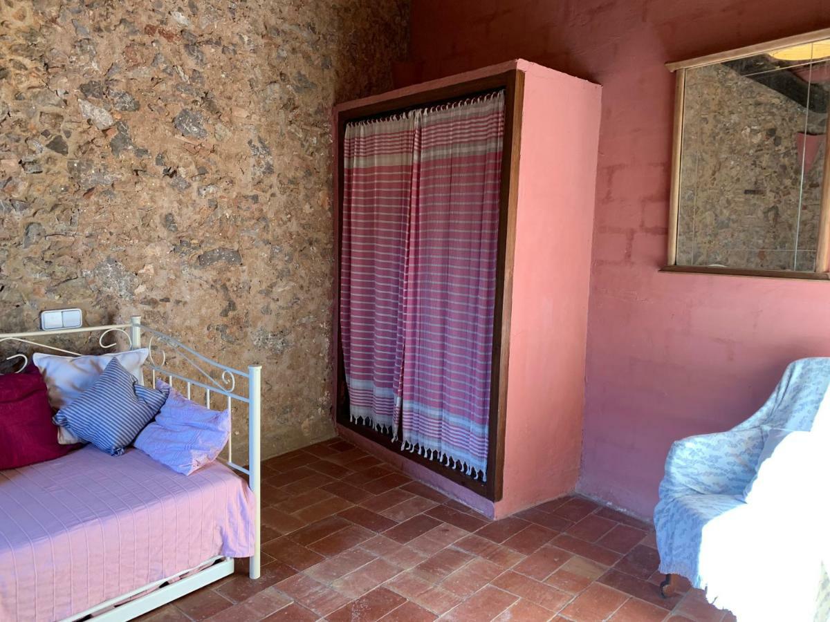 Santa Caterina - Dog Friendly With Garden Villa Sobrestany Екстериор снимка